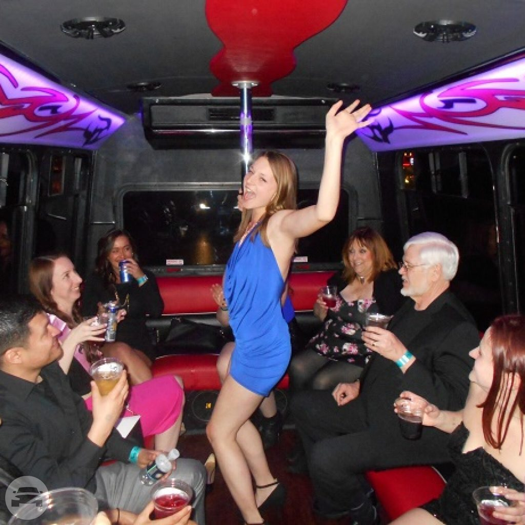 LAS VEGAS PARTY BUS (The Rebel)
Party Limo Bus /
Henderson, NV

 / Hourly $0.00
