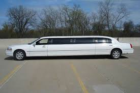 10 Passenger Lincoln Town Car Limo
Limo /
Chicago, IL

 / Hourly $0.00
