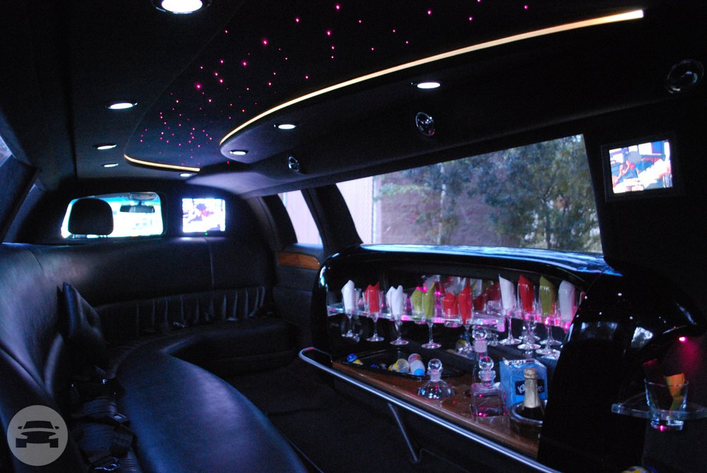 Lincoln Stretch 120 Limousine
Limo /
San Francisco, CA

 / Hourly $0.00
