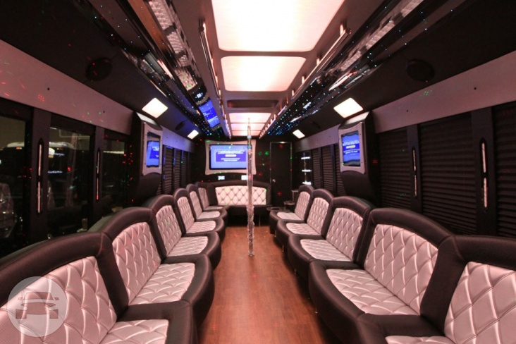 35 Passenger Party Bus
Party Limo Bus /
Chicago, IL

 / Hourly $0.00
