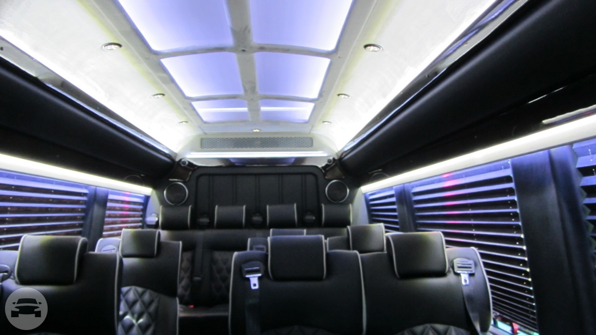 New Mercedes Luxury Sprinter 14 pass
Coach Bus /
New York, NY

 / Hourly $0.00

