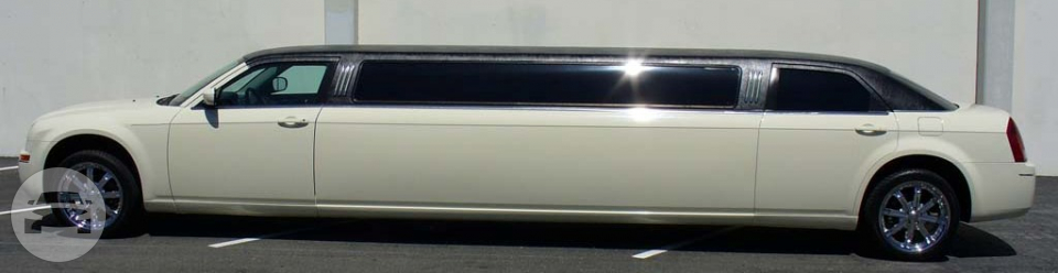 Pearl White Chrysler 300C Limo
Limo /
Redmond, WA

 / Hourly $0.00
