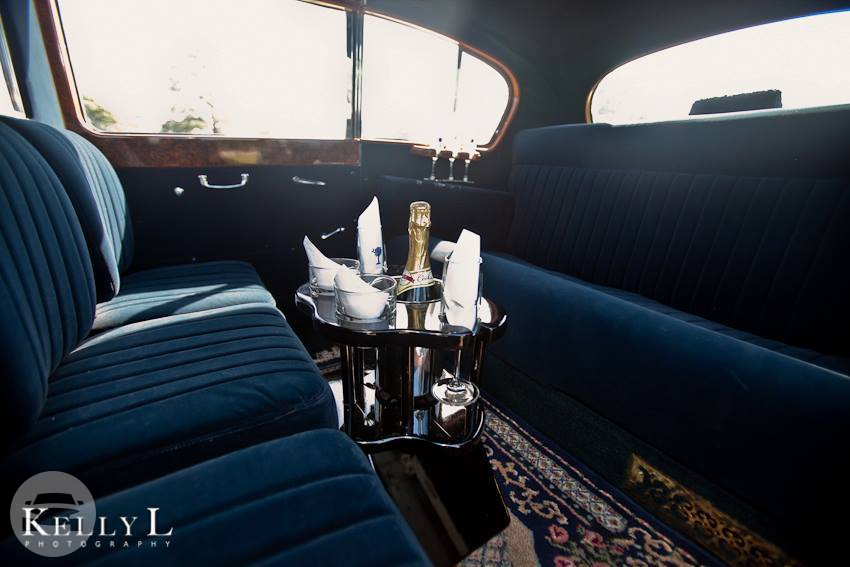 1961 Vintage Rolls Royce
Sedan /
Smoaks, SC 29481

 / Hourly $0.00
