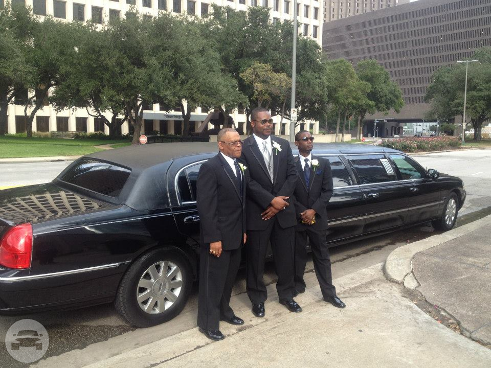 10 Passenger Black Stretch Limousine
Limo /
Tomball, TX

 / Hourly $0.00
