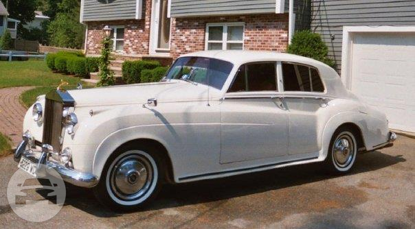 1960 Rolls Royce Silver Cloud II
Sedan /
Boston, MA

 / Hourly $0.00

