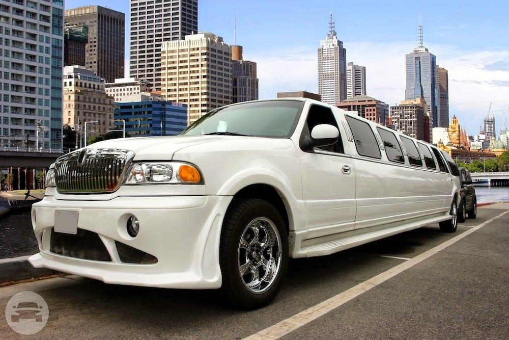 14-16 Passenger Lincoln Navigator Limousine (White)
Limo /
Worcester, MA

 / Hourly $0.00
