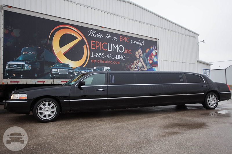 8 passenger Lincoln Towncar Black
Limo /
Whiting, IN

 / Hourly $0.00
