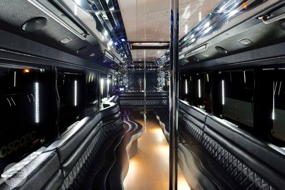 New 30-40 Passenger da Vinci Party Bus.
Party Limo Bus /
San Francisco, CA

 / Hourly $0.00
