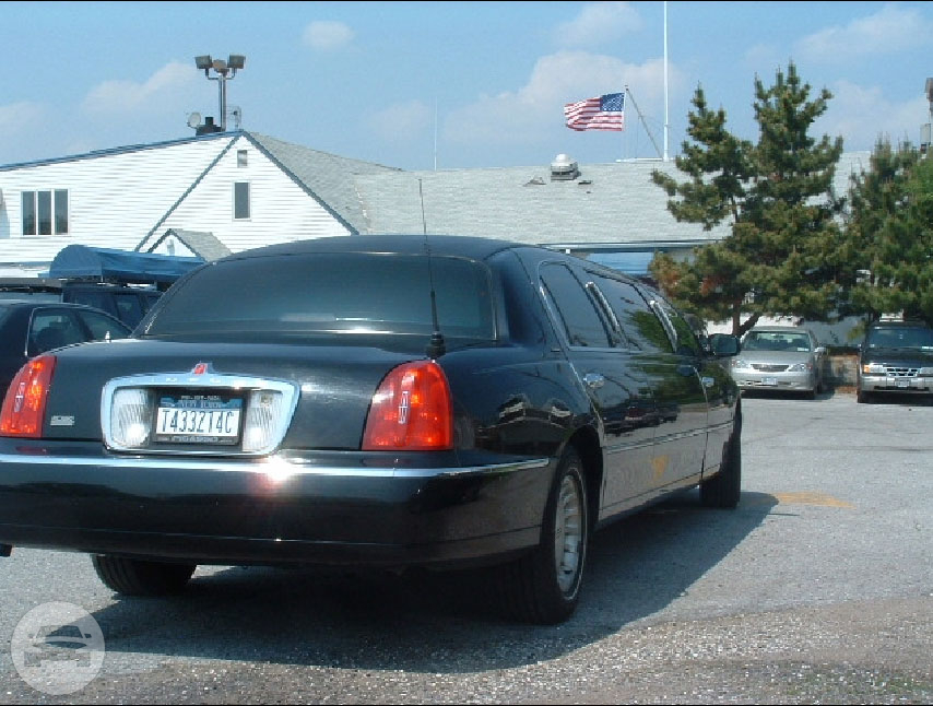 Stretch Limousine 6 Passenger Lincoln Town Car
Limo /
New York, NY

 / Hourly $0.00
