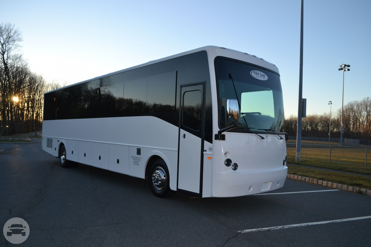 40 Passenger Party Bus Limo
Party Limo Bus /
New York, NY

 / Hourly $225.00
