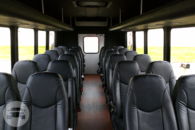 28 passenger Shuttle Bus
Coach Bus /
Columbus, OH

 / Hourly $0.00
