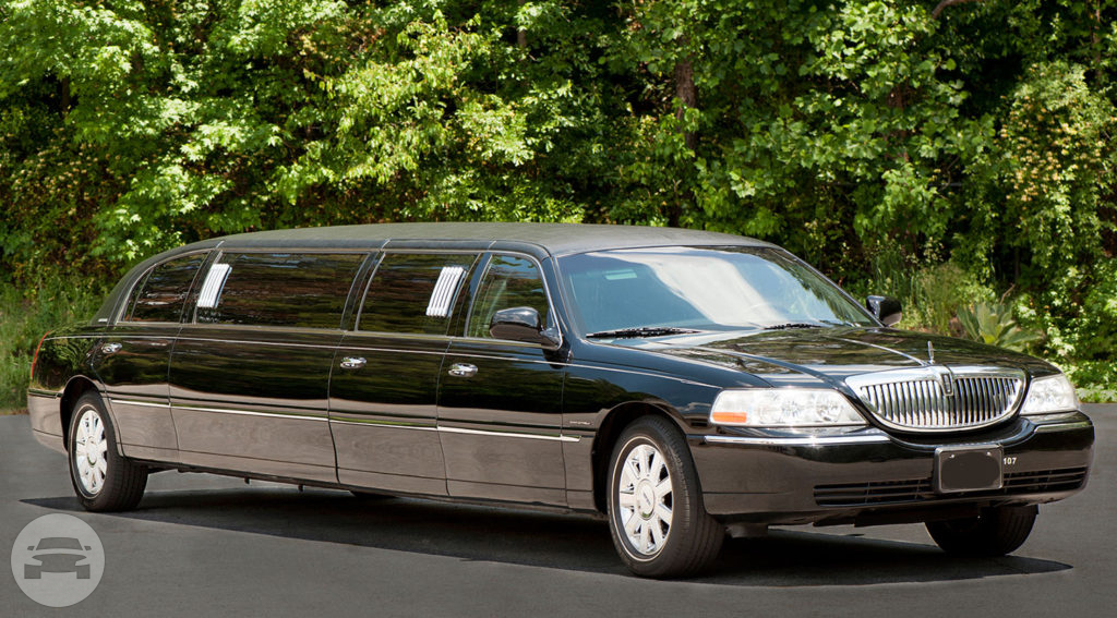 Lincoln Stretch Limousine (8 Passengers)
Limo /
Atlanta, GA

 / Hourly $0.00

