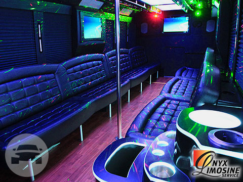 (Mobile Club) KK95 Limo Party Bus
Party Limo Bus /
Houston, TX

 / Hourly $0.00

