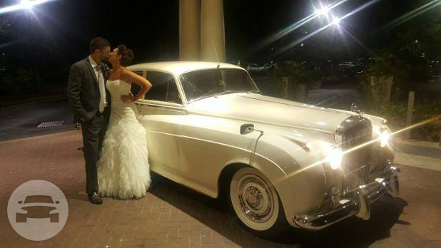 Vintage Luxury
Sedan /
Charleston, SC

 / Hourly $0.00
