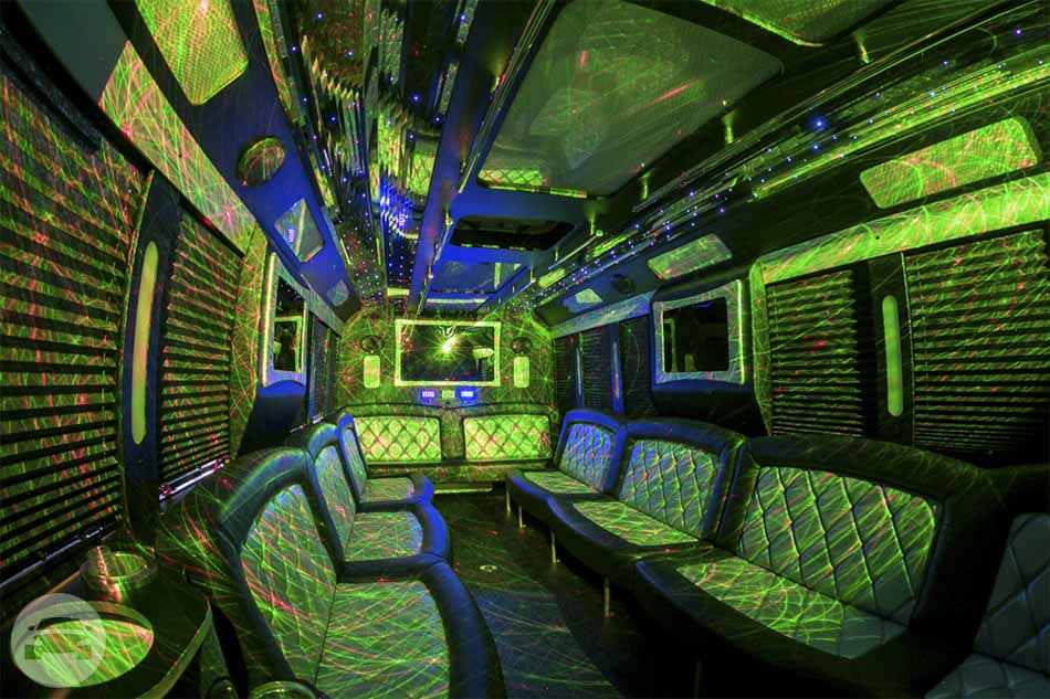 24 Passenger Deluxe Limo Bus
Party Limo Bus /
Vancouver, WA

 / Hourly $0.00
