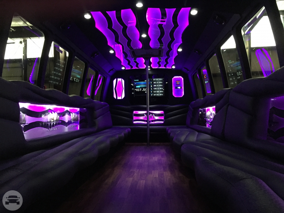 Party Bus – Holds up to 25!
Party Limo Bus /
Kansas City, MO

 / Hourly $0.00
