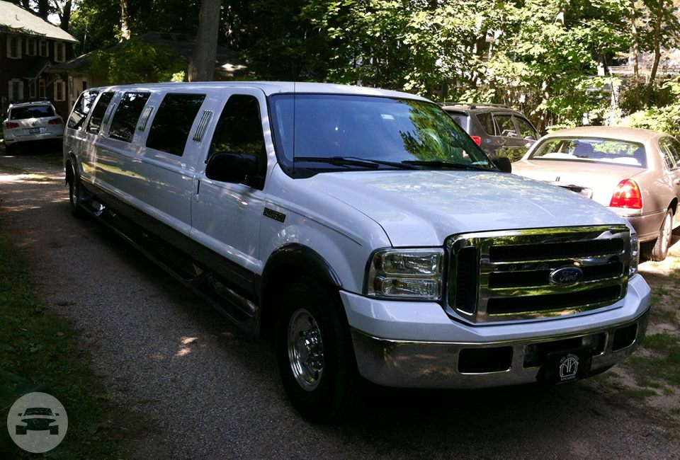 12 Passenger Ford Excursion Limousine
Limo /
Chicago, IL

 / Hourly $0.00
