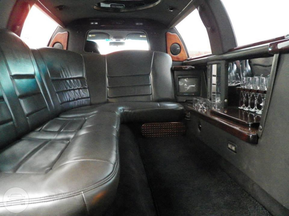 Lincoln Town Car Stretch Limo
Limo /
Reynoldsburg, OH

 / Hourly $0.00
