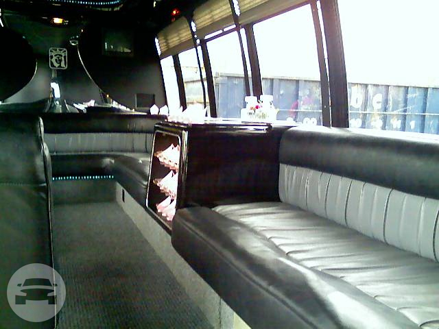 Coach Bus
Coach Bus /
Boston, MA

 / Hourly $0.00
