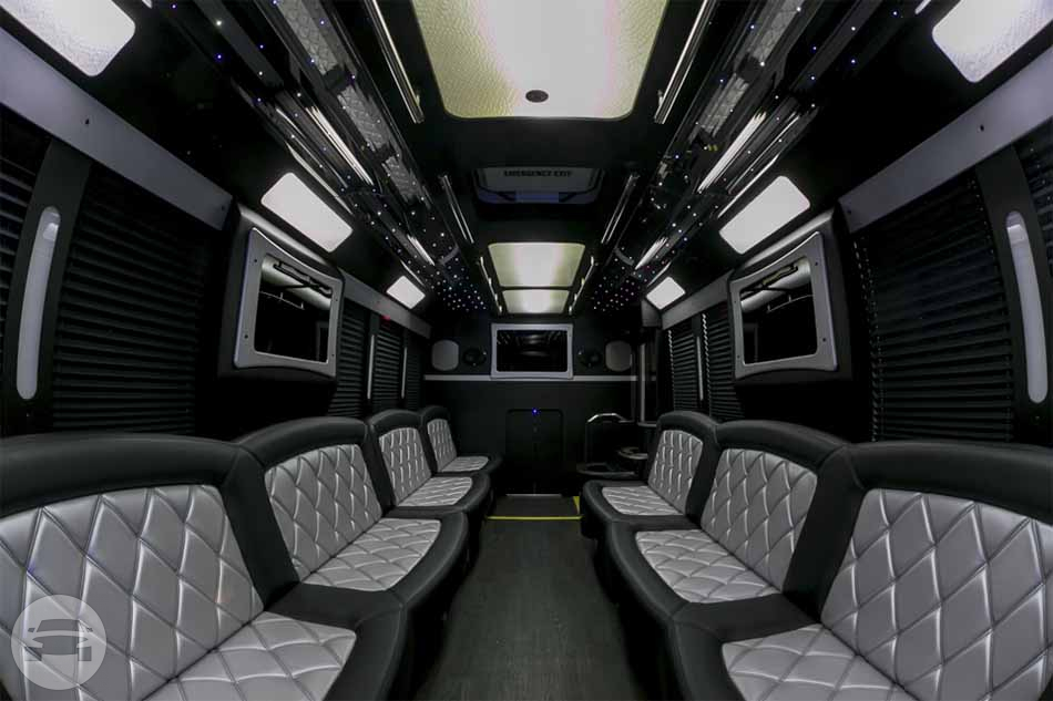 24 Passenger Deluxe Limo Bus
Party Limo Bus /
Vancouver, WA

 / Hourly $0.00
