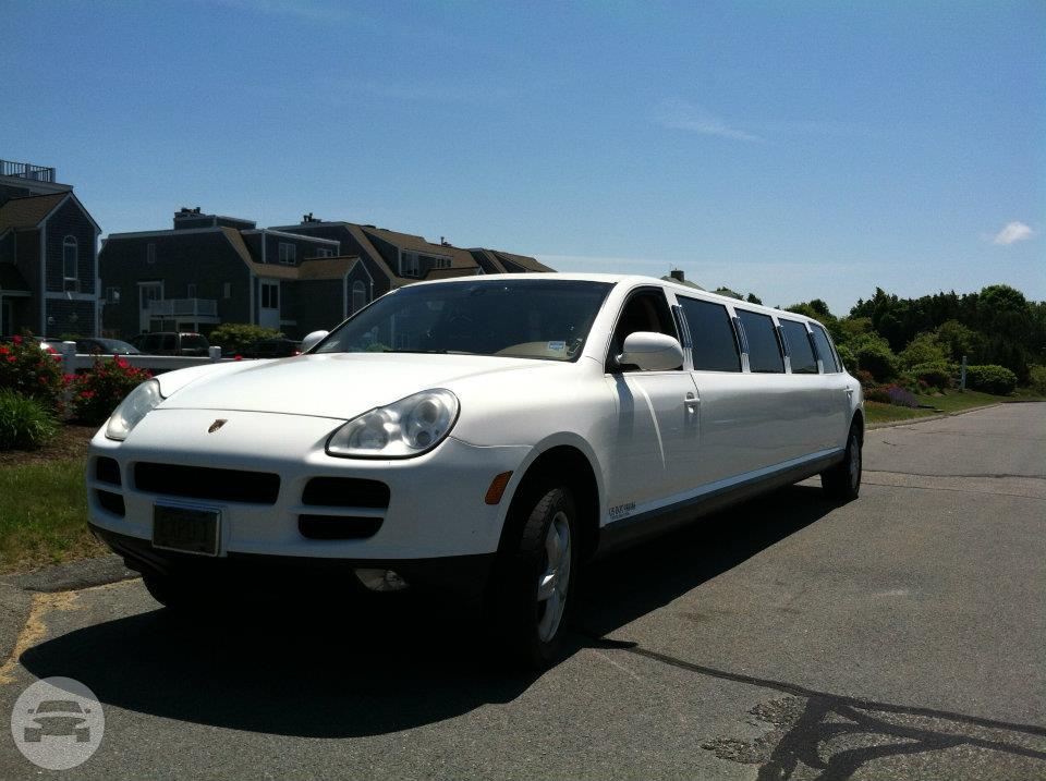 14 - Passenger Porsche Cayenne Limousine
Limo /
Boston, MA

 / Hourly $0.00
