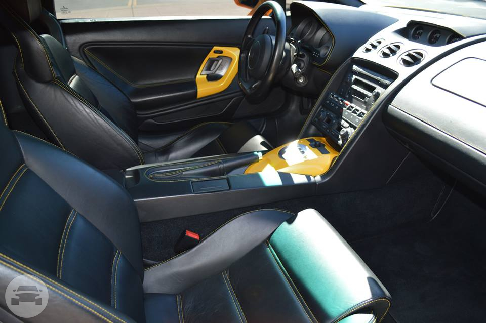 Lamborghini 
Sedan /
San Francisco, CA

 / Hourly $0.00
