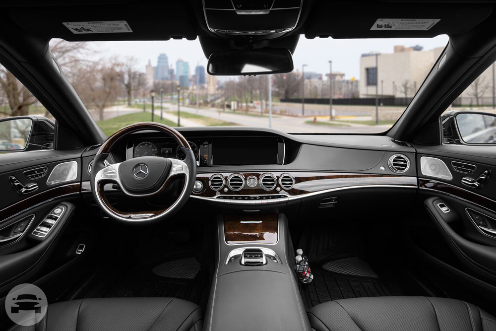 2015 Mercedes-Benz S550 Sedan
Sedan /
Kansas City, MO

 / Hourly $0.00
