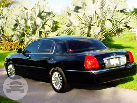 Lincoln Town Car
Sedan /
Miami, FL

 / Hourly $0.00
