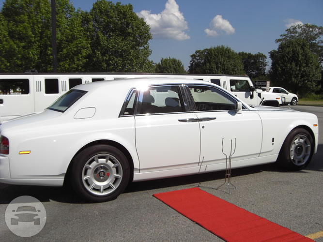White Rolls Royce Phantom
Sedan /
New York, NY

 / Hourly $0.00
