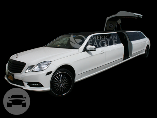 Mercedes Benz (Tuxedo) Limousine
Limo /
Washington, DC

 / Hourly $0.00

