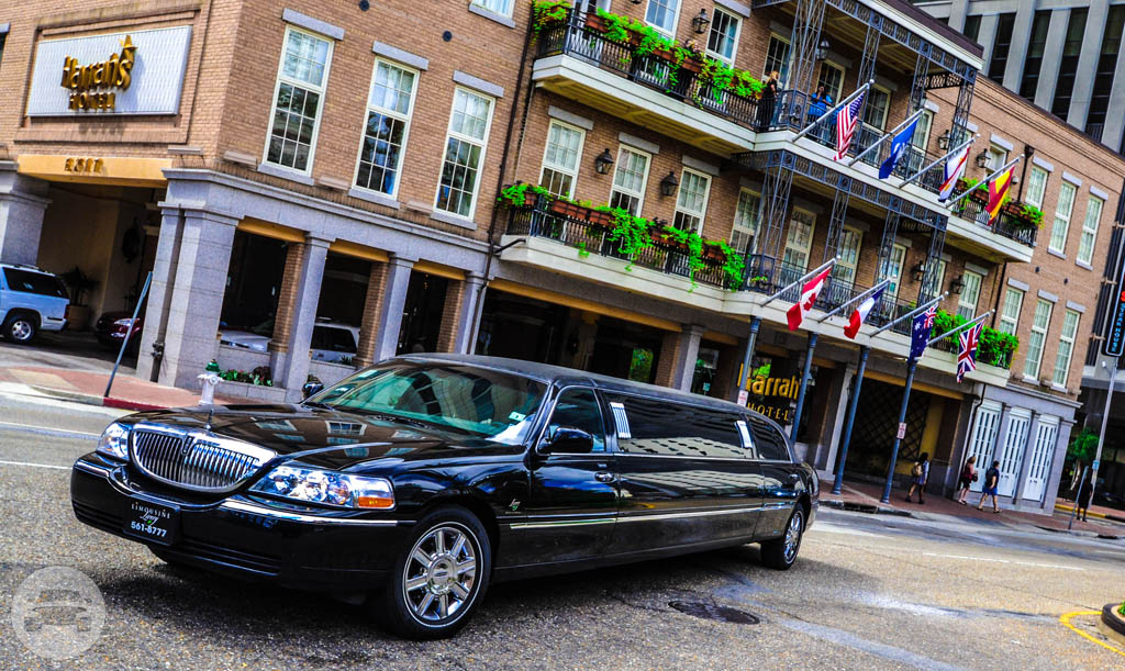Lincoln Ultra Stretch Limousine Black - 8 Passenger
Limo /
Metairie, LA

 / Hourly $0.00

