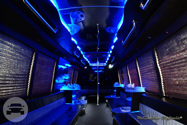 White Krystal Limo Bus
Party Limo Bus /
Denver, CO

 / Hourly $0.00
