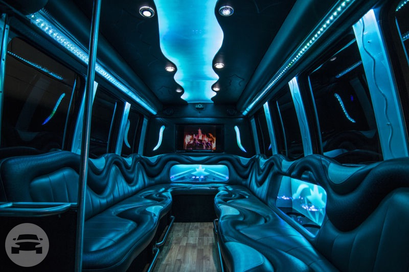 Party Bus
Party Limo Bus /
Akron, OH

 / Hourly $0.00
