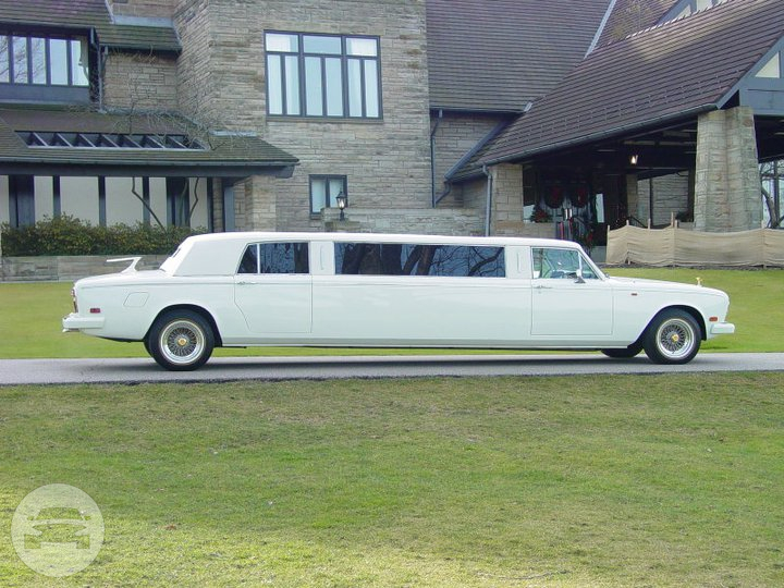 Rolls Royce Silver Dawn 
Limo /
Cleveland, OH

 / Hourly $0.00

