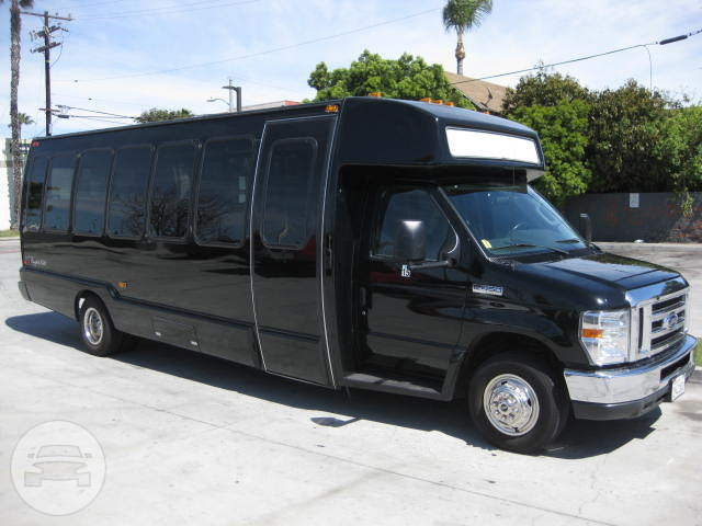 24 Pass Ford Shuttle Bus
Coach Bus /
Mountlake Terrace, WA

 / Hourly $0.00

