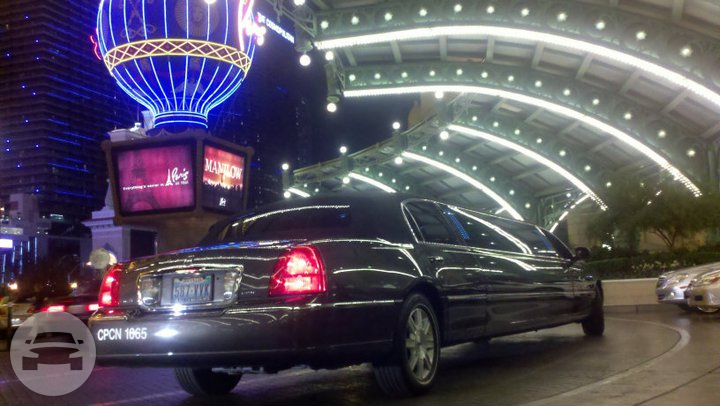 Black Lincoln Towncar Stretch Limousine
Limo /
St. Petersburg, FL

 / Hourly $0.00
