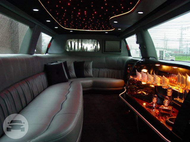 Ford Excursion Limousine
Limo /
Cleveland, OH

 / Hourly $0.00
