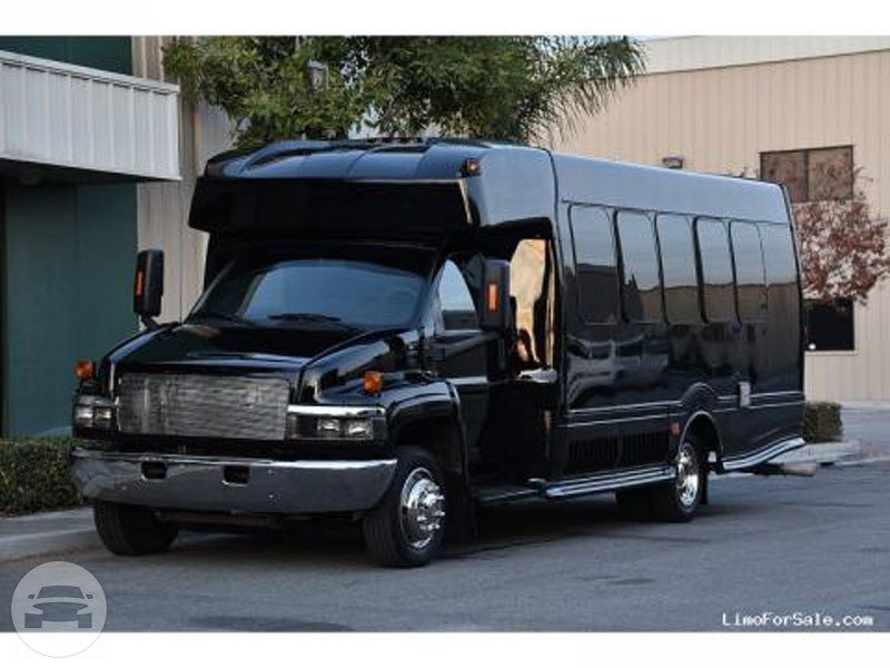 Chevrolet C4500 Mini Limousine Coach (up to 20/24 Passengers)
Coach Bus /
Seattle, WA

 / Hourly $0.00
