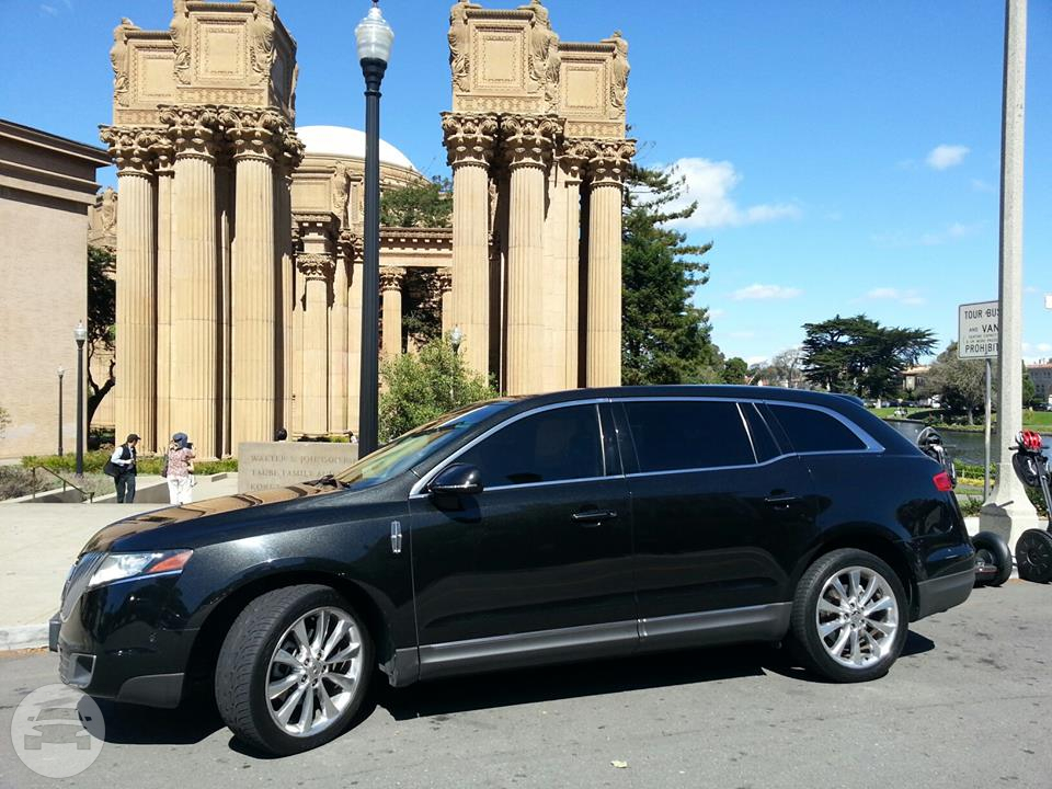 Lincoln MKT Sedan
Sedan /
San Francisco, CA

 / Hourly $0.00
