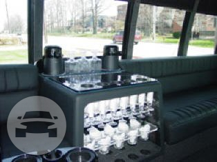 Grandeur - Party Bus
Party Limo Bus /
Cleveland, OH

 / Hourly $0.00
