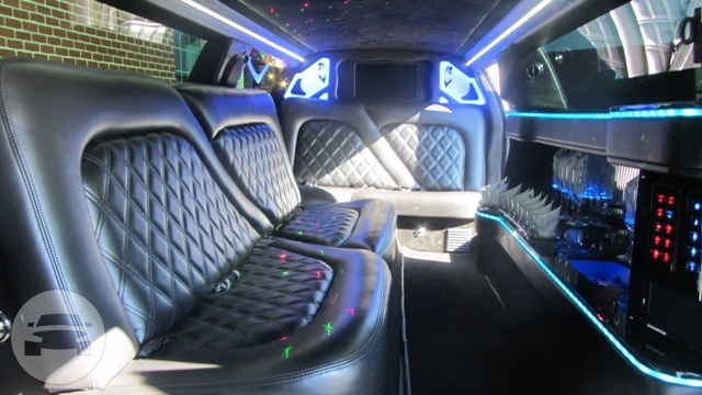 New Chrylser 300 5 door 12 passenger Limousine Black
Limo /
New York, NY

 / Hourly $0.00

