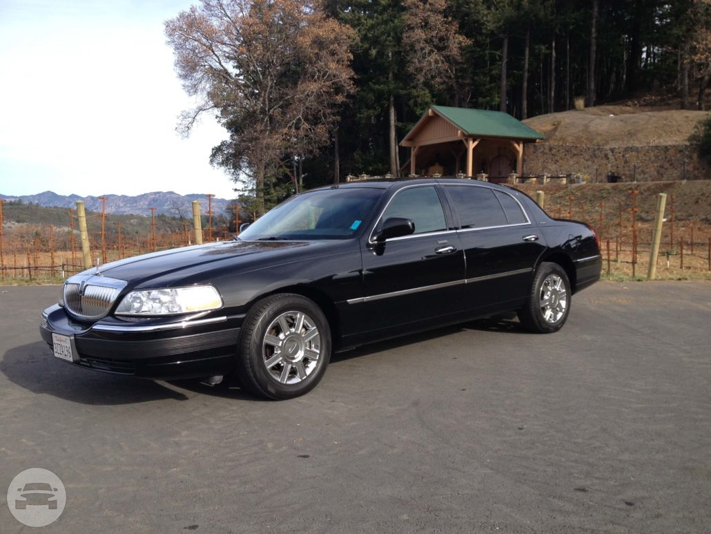 Town Car Sedan
Sedan /
Pleasant Hill, CA

 / Hourly $85.00
