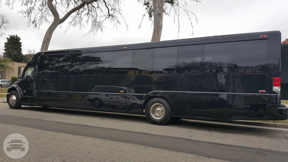 52 Passenger Coach Bus
Coach Bus /
Los Angeles, CA

 / Hourly $0.00
