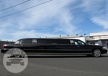 10 Passenger Lincoln Town Car -Black
Limo /
San Francisco, CA

 / Hourly $0.00
