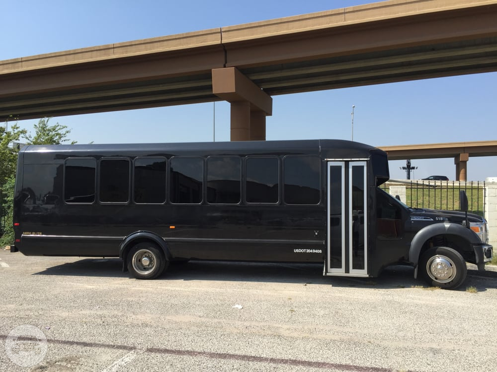 Executive Shuttle Bus
Coach Bus /
Richardson, TX

 / Hourly $0.00
