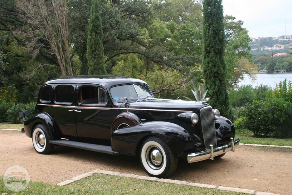 1937 Cadillac Formal Limousine Series 75
Sedan /
Austin, TX

 / Hourly $0.00
