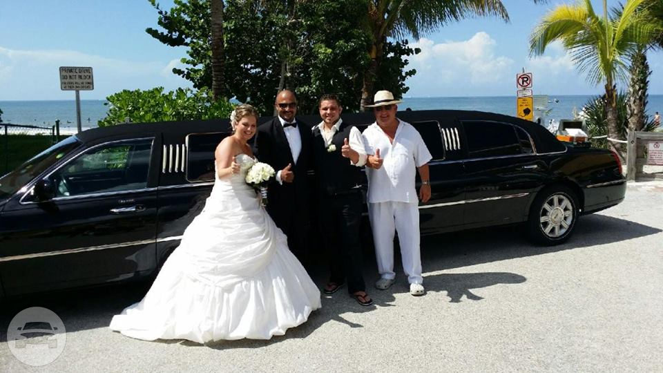 Elegant Lincoln Presidential Limo
Limo /
Sanibel, FL

 / Hourly $0.00
