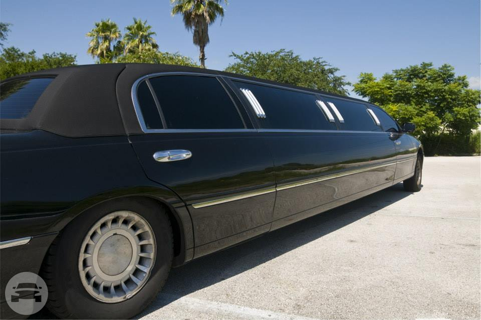 Black Stretch Limousine
Limo /
San Francisco, CA

 / Hourly $0.00
