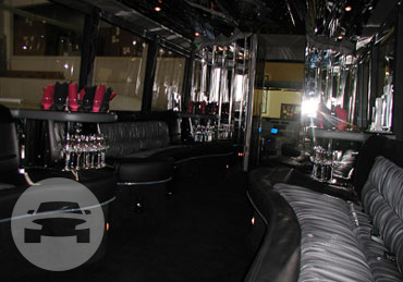 24 Passenger Freight Liner - White (Ultimate Land Yacht!)
Party Limo Bus /
San Francisco, CA

 / Hourly $0.00
