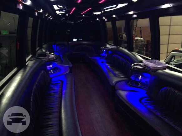 White Krystal Limo Bus
Party Limo Bus /
Denver, CO

 / Hourly $0.00
